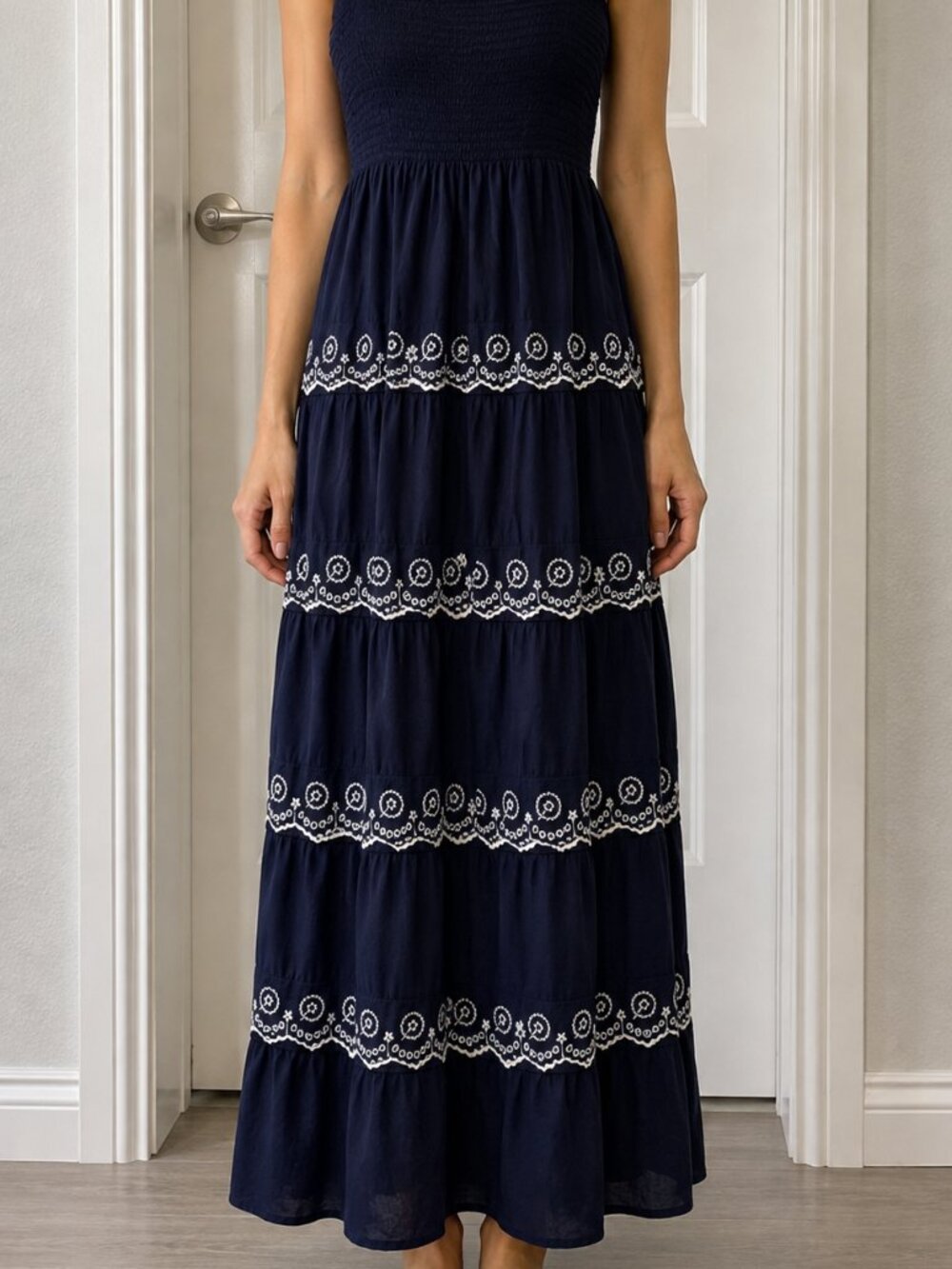 Kings Road Navy Embroidered Smocked Midi Dress Ruffle Straps Size XL